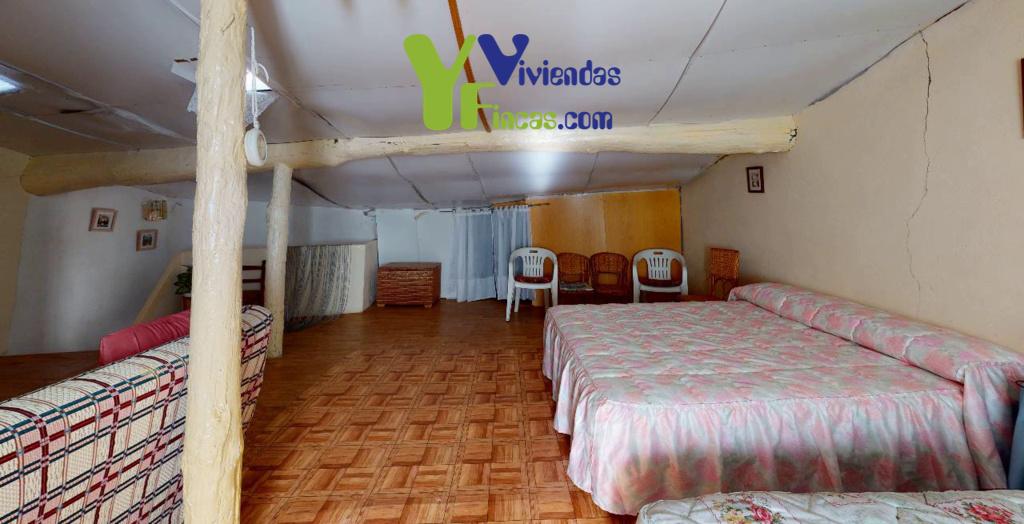 Ref.- 21029 Casa de pueblo en venta, Valdelacasa