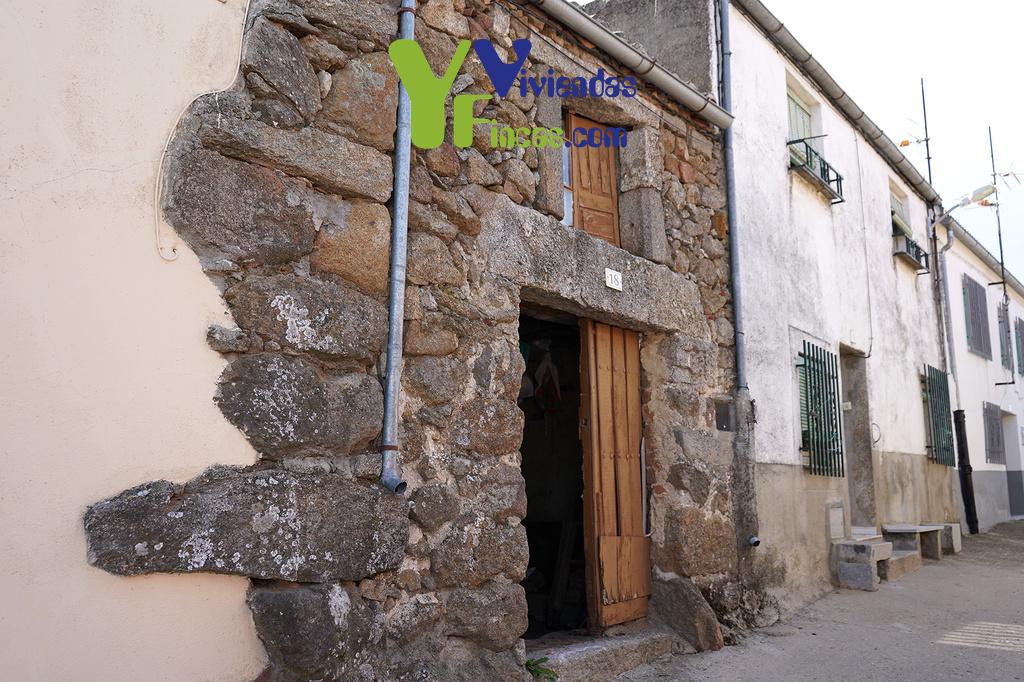 Ref.- 21029 Casa de pueblo en venta, Valdelacasa