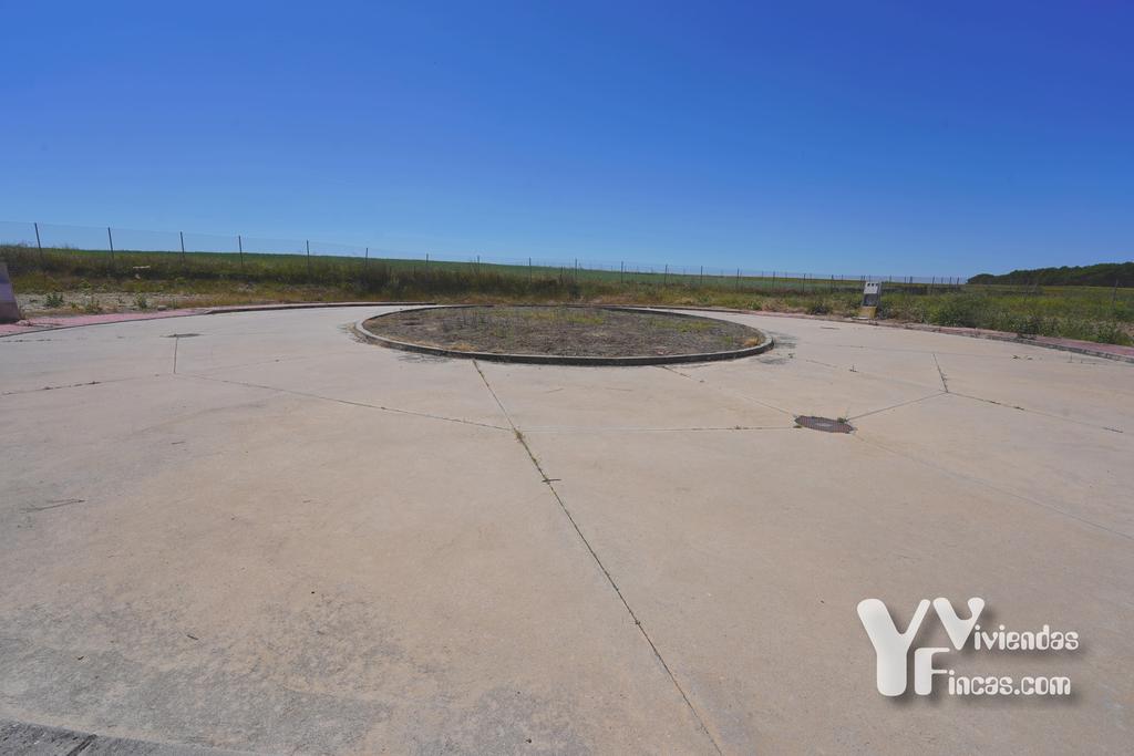 Ref.- 26011 Terreno en venta, Erustes