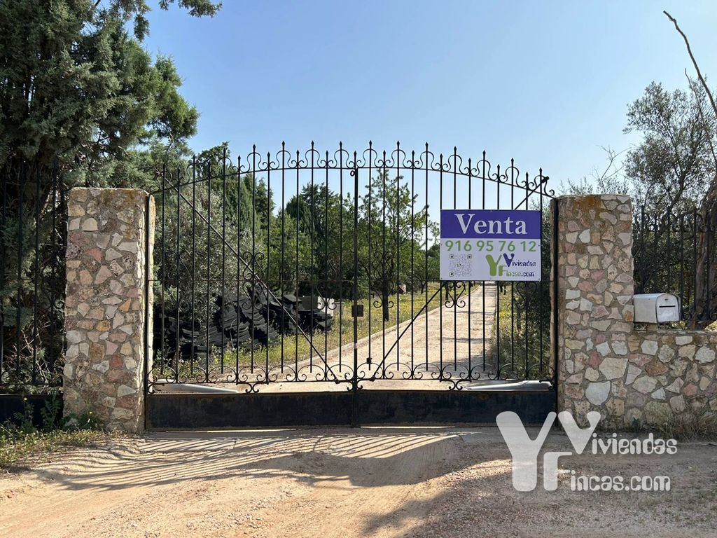 Ref.- 23032 Terreno en venta, Illescas