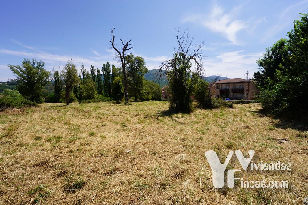 Ref.- 24004 Terreno en venta, Riaza
