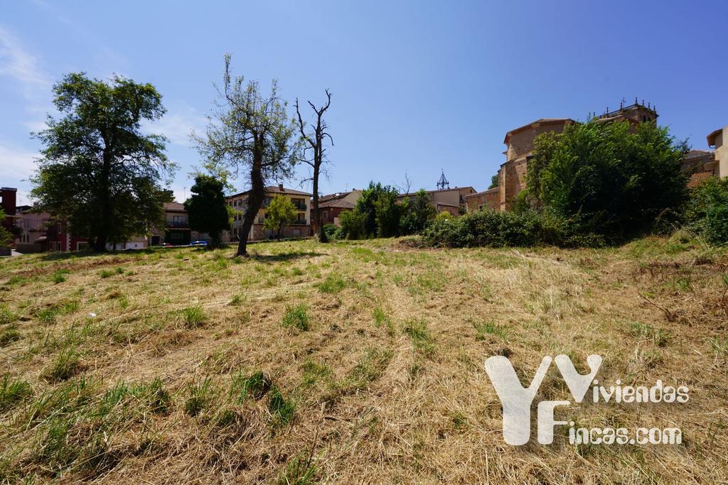 Ref.- 24004 Terreno en venta, Riaza
