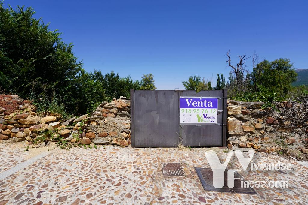 Ref.- 24004 Terreno en venta, Riaza