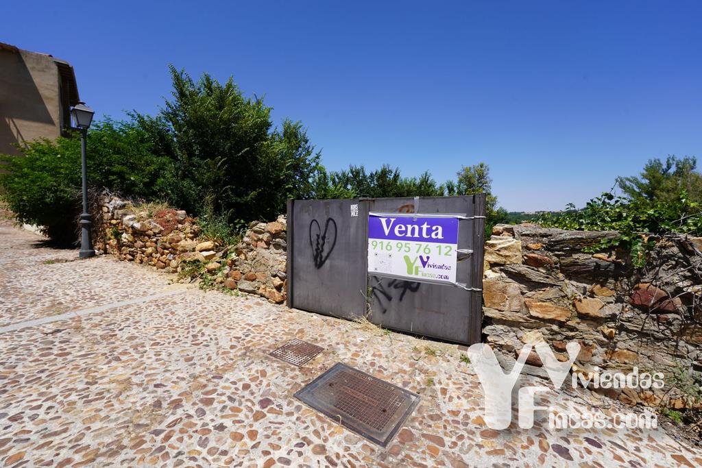 Ref.- 24004 Terreno en venta, Riaza