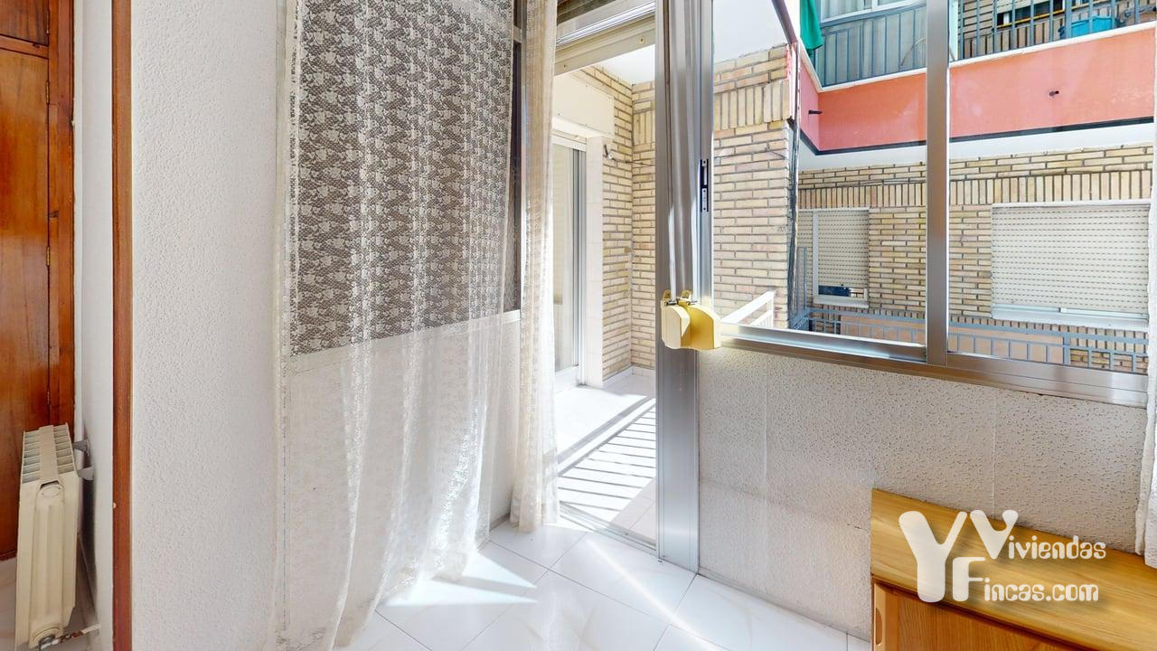 Piso-en-calle-Pizarro-n-8-Getafe-Madrid-Bedroom (1)
